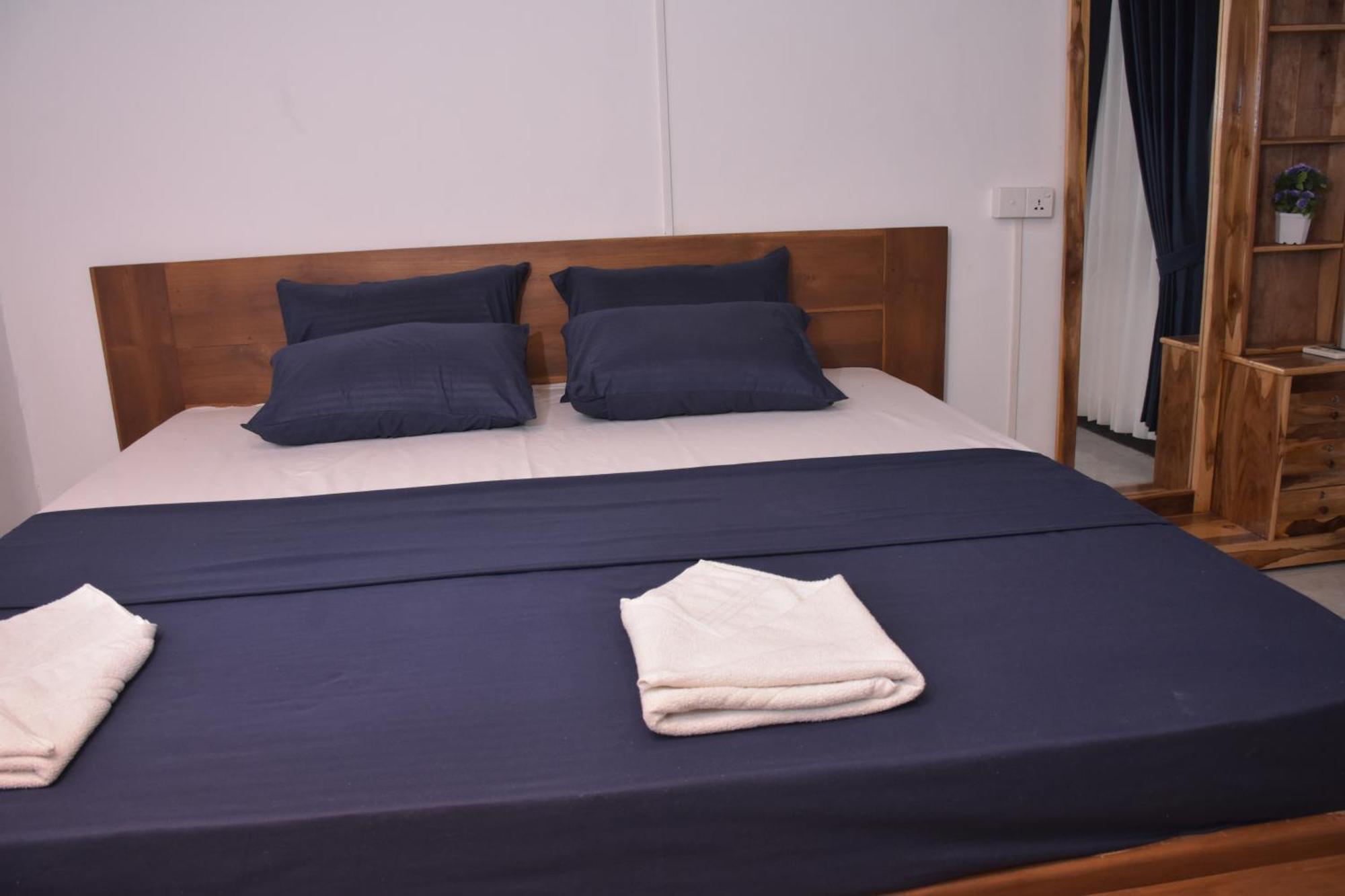 French Garden Regish Guest House Trincomalee Exterior photo