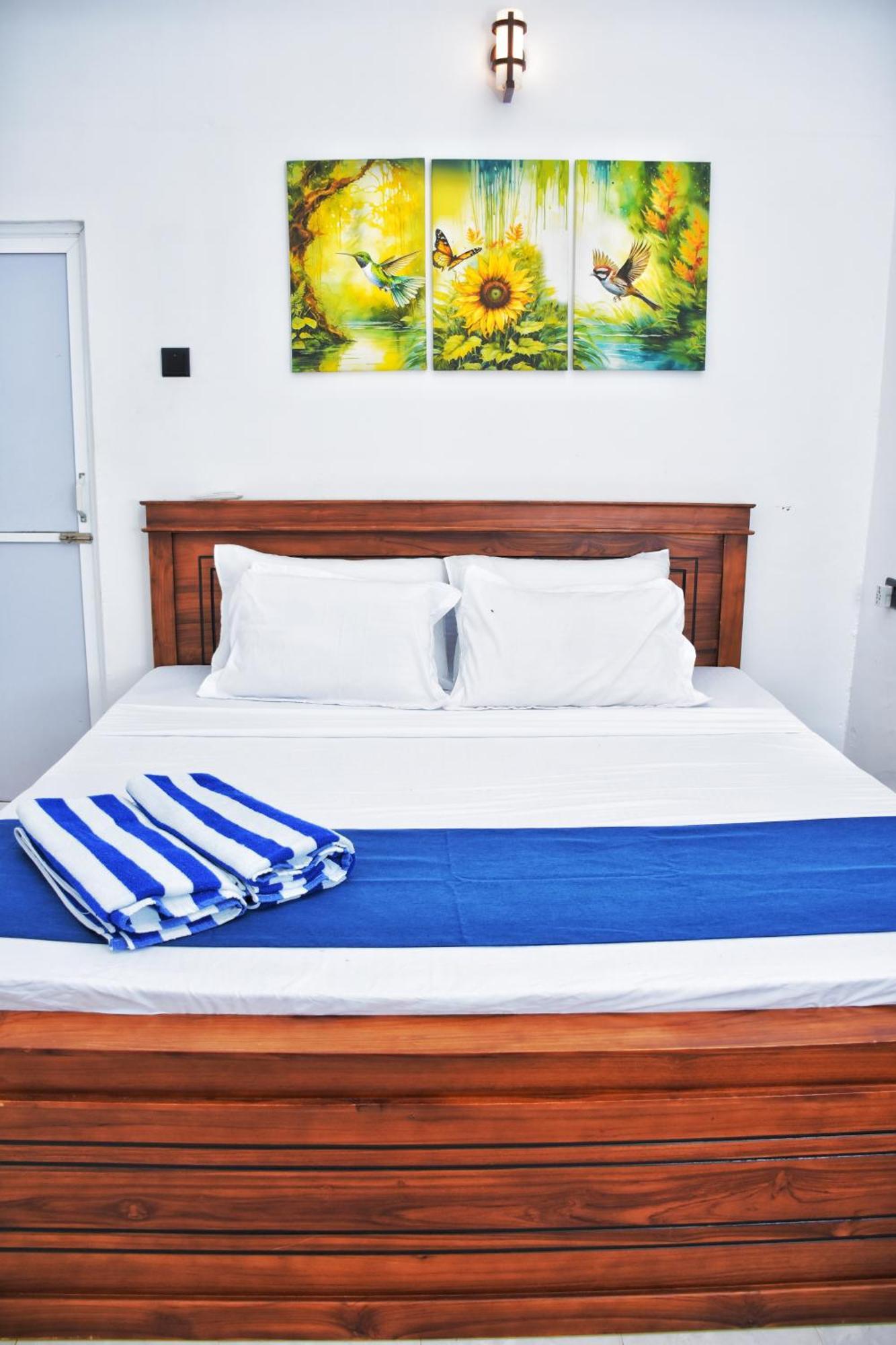 French Garden Regish Guest House Trincomalee Exterior photo